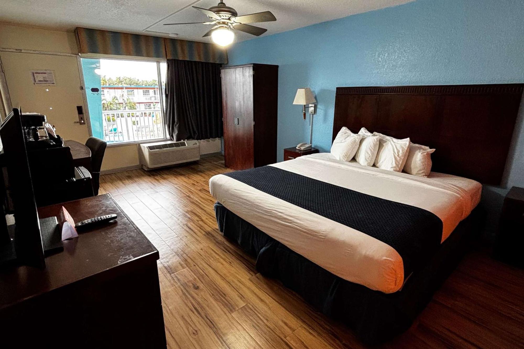 Hotel Ramada By Wyndham Flamingo Water Park Kissimmee Exteriér fotografie