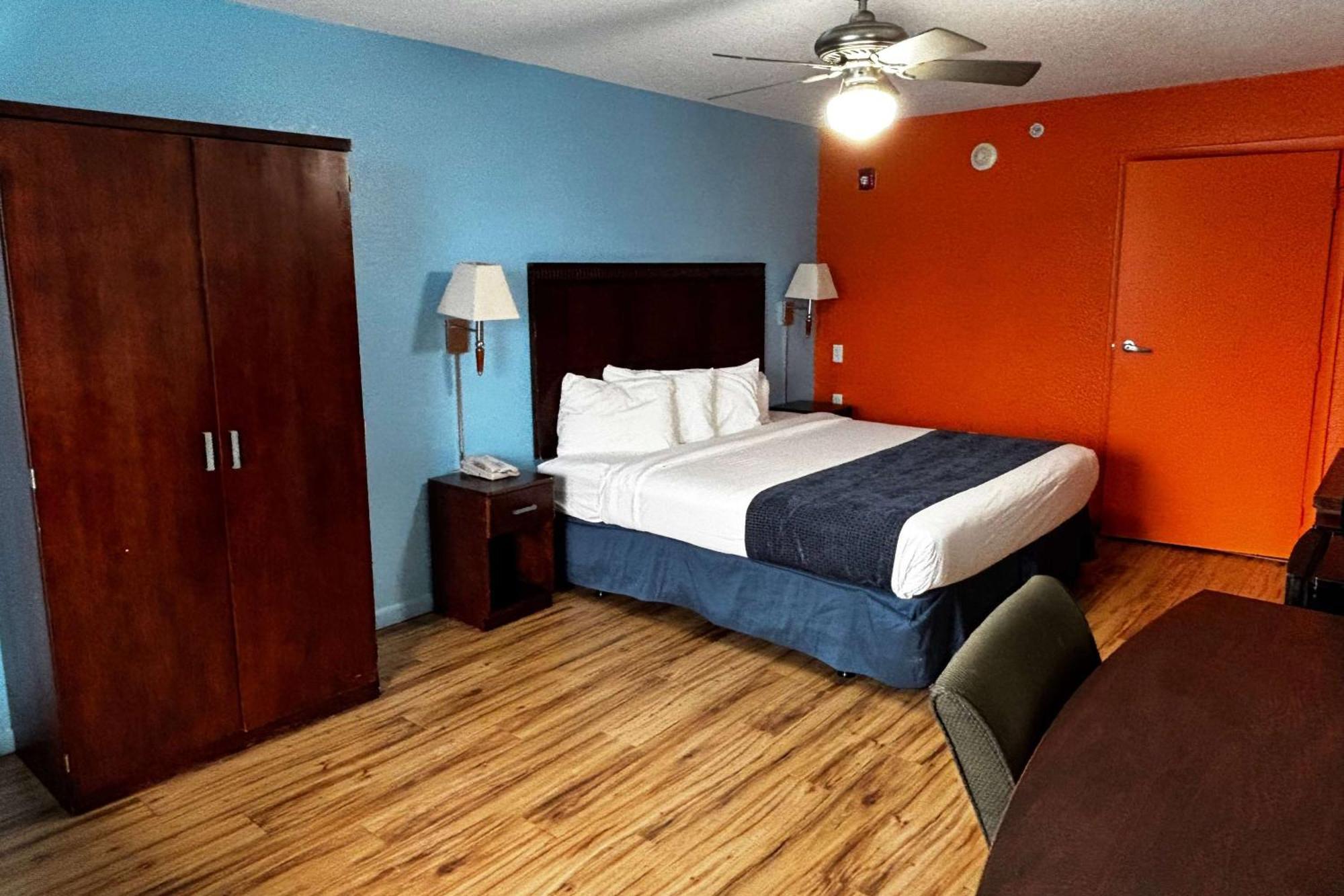 Hotel Ramada By Wyndham Flamingo Water Park Kissimmee Exteriér fotografie