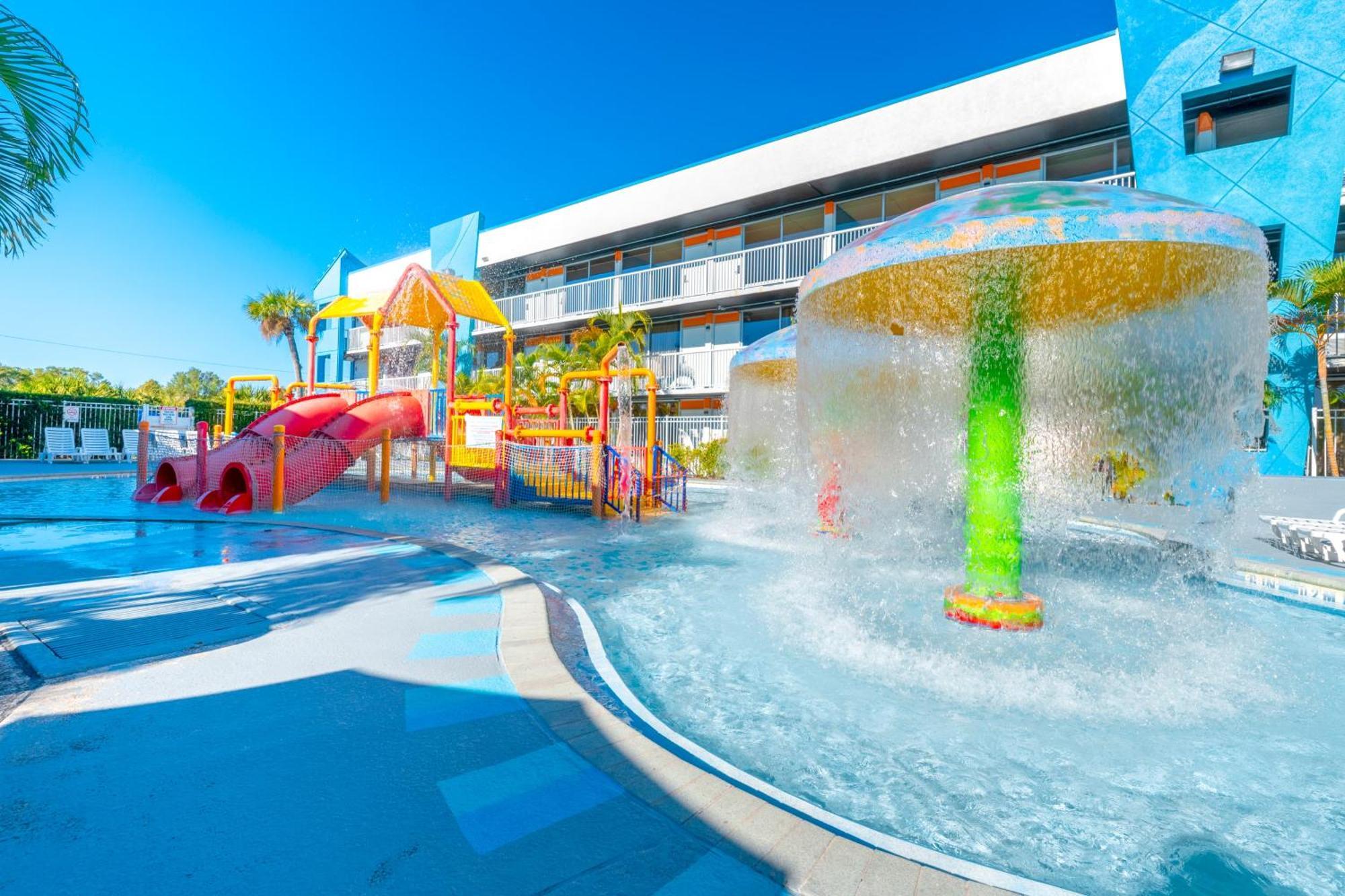 Hotel Ramada By Wyndham Flamingo Water Park Kissimmee Exteriér fotografie