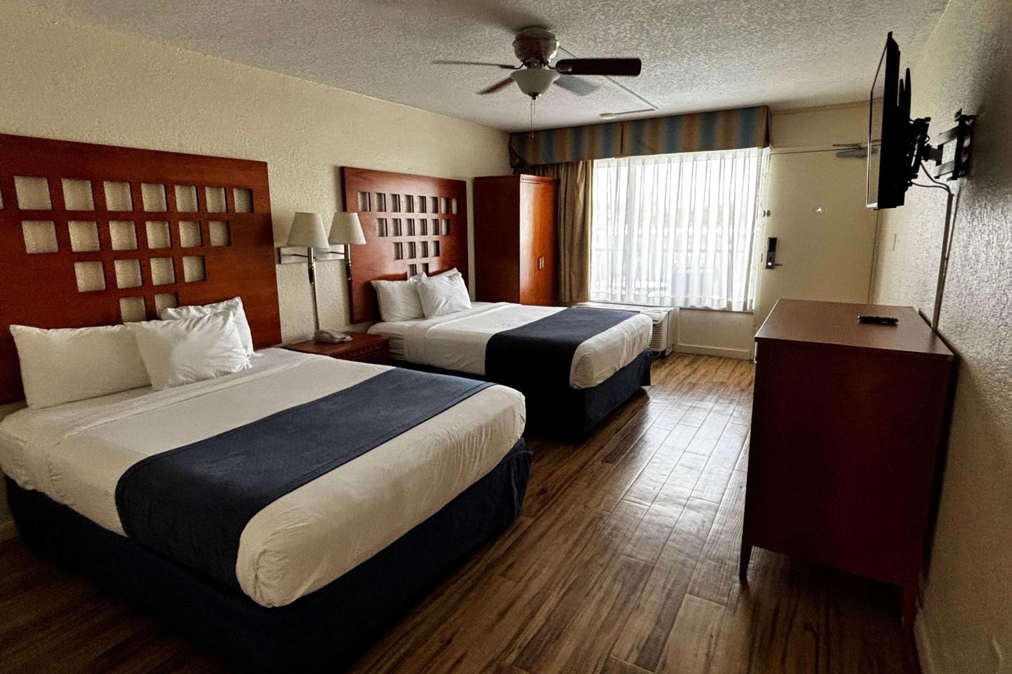 Hotel Ramada By Wyndham Flamingo Water Park Kissimmee Exteriér fotografie